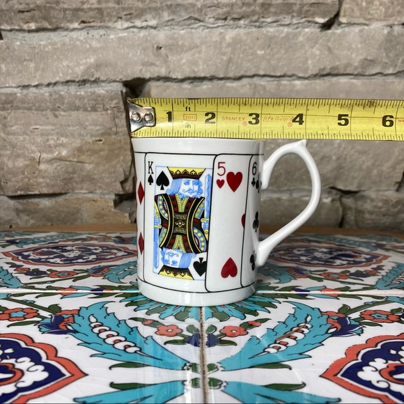 Staffordshire Fine Bone China Elizabethan playing cards mugs - Picture 9 of 11